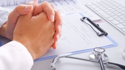 よく耳にする「専門医」と「指導医」どっちがすごい?医師「専門医を取って一人前と思っている小児外科医などいない。外科医が目指すのは…」