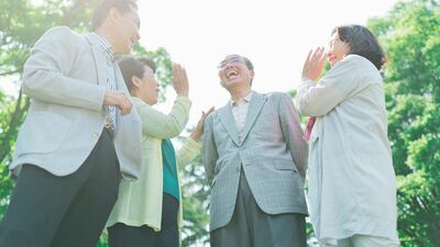 認知症グレーゾーンは、早めの対策で引き返せる可能性も。認知症を予防する3つの生活習慣「脳の活性化」「運動」「食習慣と睡眠習慣の改善」とは