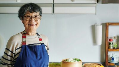 83歳多良久美子の家仕事「ネットショッピングで買ったダイソンの掃除機。〈今日もこんなにとれた〉とゴミの量を見るのが楽しくて」