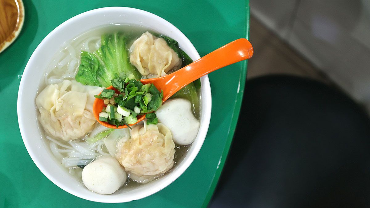 未来へ疾走する食都・香港を味わい尽くす。眺めるだけでも楽しいグルメガイドを手に出かけよう