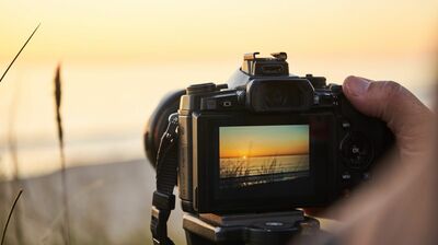 趣味で写真を撮り始めてから17年。新幹線から見えた富士山がとても綺麗で、思わずシャッターを切った。撮れた写真を見てみると…