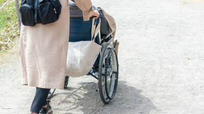 <関係のよくない親>を看取るうえで大切なこととは?自ら<毒親>を在宅で見送った緩和ケア医「どんな親であろうと…」