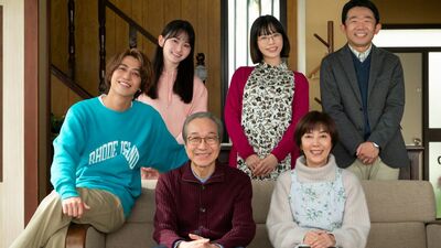 山田洋次×石井ふく子 ドラマ特別企画『わが家は楽し』主演・小日向文世、離婚を切り出す妻役に戸田恵子…個性的なキャストで送る本格ホームドラマ