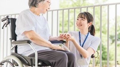 会話が「かみ合わない」「弾まない」はサインかも…介護のプロが教える物忘れ・繰り返しだけではない認知症の高齢者特有の話し方