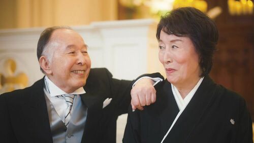 映画『お終活３　幸春！人生メモリーズ』場面写真（橋爪功さん、高畑淳子さん）