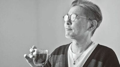 ロケ当日にカメラの説明書を熟読…大泉洋も不安になった『水曜どうでしょう』番組開始当時をカメラ担当・嬉野雅道が振り返る