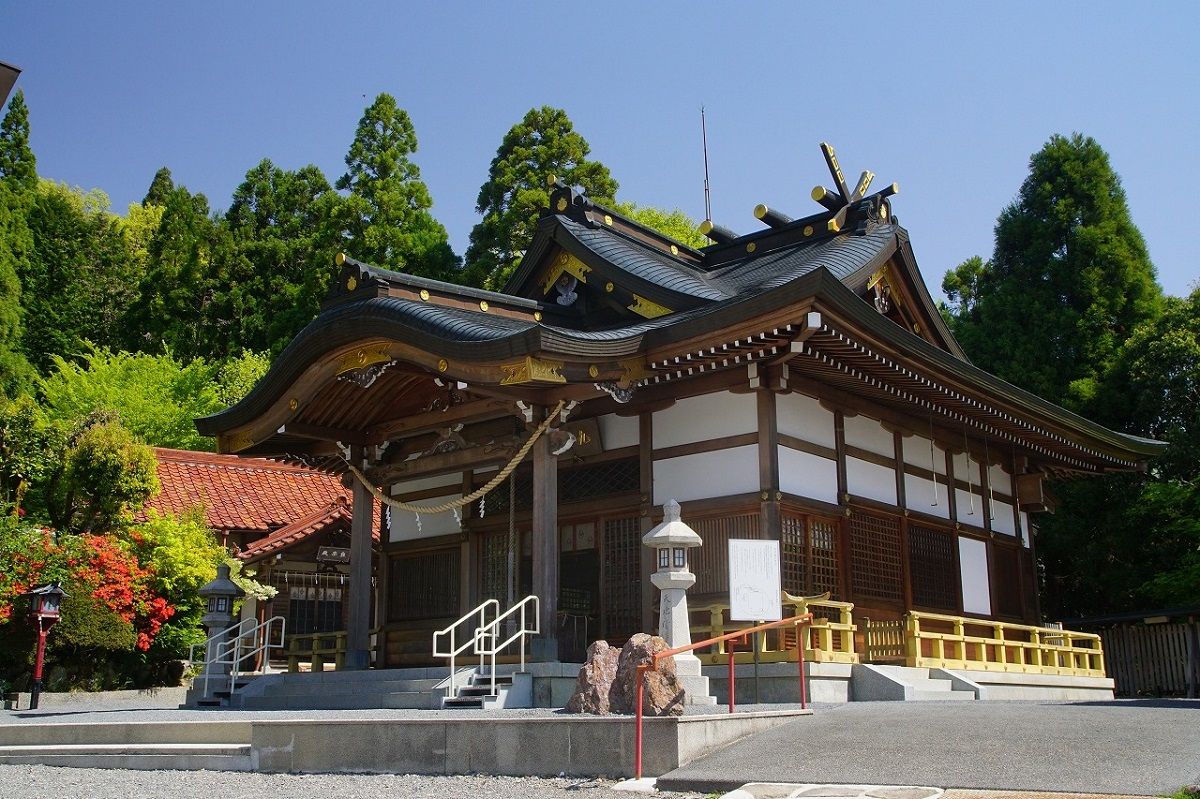 画像・写真｜【辰年に訪れたい神社】「幸せ玉」を握る龍が迫力満点の