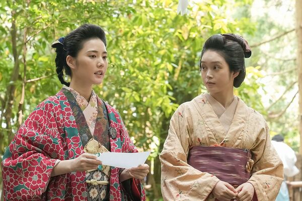 連続テレビ小説『ばけばけ』北香那さん、高石あかりさん