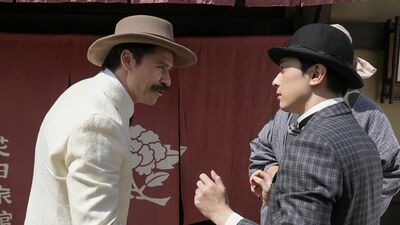 <自由すぎ>『ばけばけ』松江を歩きまわるヘブン。斬りつけた勘右衛門には「サムライ、すごい」。視聴者「顔ひきつってる錦織さん最高」「トキと銀二郎を苦しめた<ラストサムライ>なおじじを…」