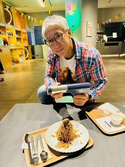 大坪直哉さんとモンブラン絞り機