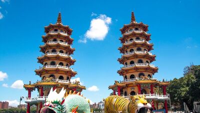 台湾旅行のツアーで出会った、91歳の背筋がすっと伸びた女性。2人の孫と4人のひ孫がいると話す彼女の、年に2度の楽しみは…