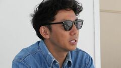 綾部祐二「パンデミックでプライドを失ったニューヨークで『街から出てけ！』と怒鳴られて。渡米後5年間で学んだこと」