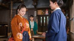 明日の『あんぱん』あらすじ。のぶに見守られて次郎は…御免与駅で汽車を待つのぶは、軍服姿の嵩とすれ違う＜ネタバレあり＞