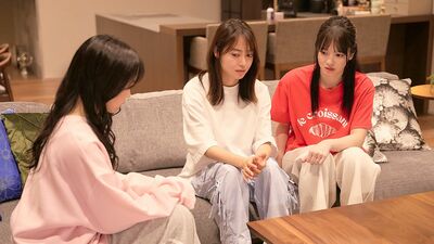 今夜の『推しの殺人』あらすじ。河都の死体が消えた？「ベビスタ」は東京へ進出。順調に売れ出した3人に届いた、ファンレターの中身は…＜ネタバレ＞