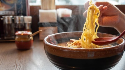 川田利明が経営するラーメン屋の今。「物価高で固定費が1.5倍に。両替の手数料まで…工夫のしようがないからみんな潰れている」