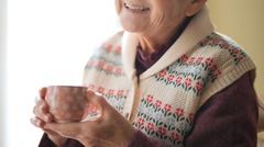 93歳の樋口恵子が＜楽しげに生きる＞を自分に課しているワケ。「楽しげにふるまうだけで3つのいいことが。老いることを怖がってばかりなんて、もったいない」