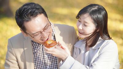 中年同士の再婚で幸せそうな伯父夫婦を見て、晩婚も悪くないと思う一方、独りの長い私が「他人と完全に生活を共にすること」のストレスに耐えられるか疑問