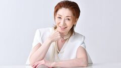 越乃リュウ「月組トップスター・鳳月杏さんから届いた、一行のLINEに思わず笑って。同期から見たちなつの魅力を、ゆうきこと中原由貴さんに聞いてみました」