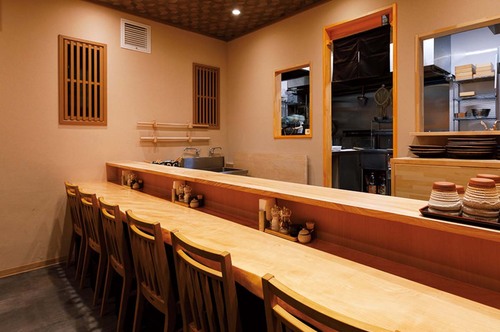 「自家製麺へんくつ」店内写真