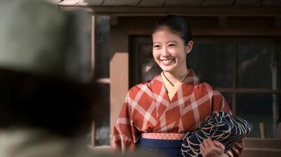 明日の『あんぱん』あらすじ。「朝田パンは陸軍に逆らった」という噂が流れる。釜次は草吉にパンを焼いてほしいと頭を下げて…<ネタバレあり>