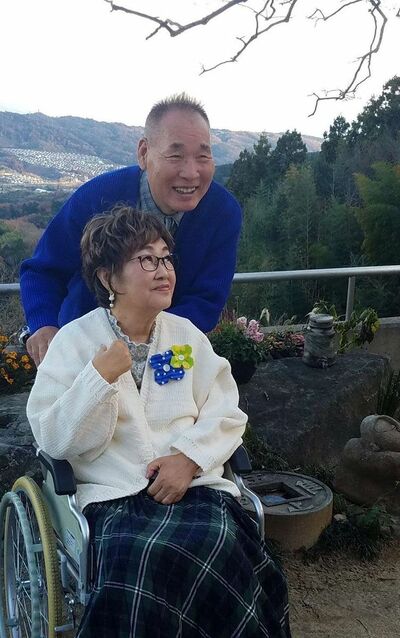 宮川花子さん（69）と夫の宮川大助さん（74）