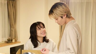 今夜の『恋は闇』あらすじ。不審な男の正体は浩暉の父親…?! 5件目の犯行が起こる5月5日、万琴は黒いレインコートの男と遭遇し…<ネタバレ>