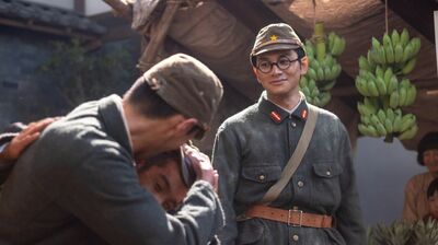 『あんぱん』次週予告 <どこが正義の戦争なんだ>戦場にて空腹で倒れ込んだ嵩が「また食べたい」と願ったのは…一方、焼野原に立ち尽くすのぶ。叫ぶ蘭子が抱きしめているのは…