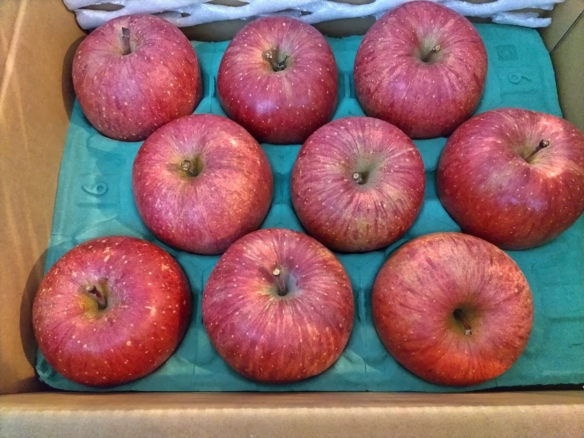 株主優待】高級フルーツがもらえる優待6選！年間計画で食費も助かる！ りんご・みかん・ぶどうなど「株主優待」で高級フルーツをもらう！｜お金｜婦人公論.jp