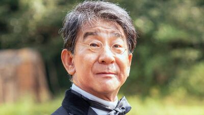 『風、薫る』「ござる」が口癖。一ノ瀬家の元家臣、役場で働く中村義正を演じるのは小林隆＜キャスト紹介＞