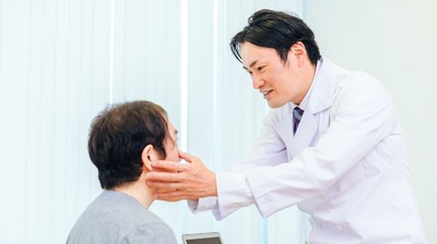 眼科医 目と全身の健康状態を高めるうえでカギを握る「血流」。血液がドロドロして血液循環が悪くなると、視力の低下をはじめさまざまな異常が…