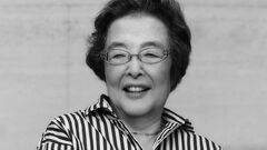 翻訳家・戸田奈津子89歳「初来日以来通訳を務めてきたトム・クルーズから引き止められながらも、3年前に通訳業は引退。今も映画の字幕通訳は現役で」