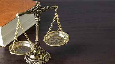 「商売する気があるのか！」激高して店のバックヤードまで入り込み、建造物侵入の罪に問われた男性。裁判中も怒りの抑制が利かない様子で…