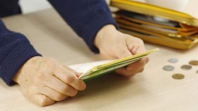 ファイナンシャルプランナーが「資産を持ちすぎることは得策ではないかも」と語るワケとは?老後のお金の<失敗><成功>を分ける境目はズバリ…