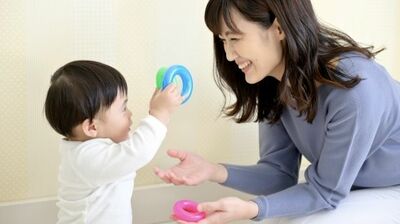 「自己肯定感」は大人でも育つ？乳幼児期に愛着がつくられなくても、後から「補強工事」はできる