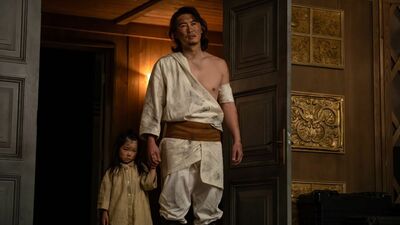 『VIVANT』第23話予告。足を縛られたエリシャにすがりつく少女。アディエルがそこで目撃したものは…
