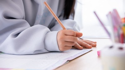 AI時代の子どもたちに必要なのは、頭のよさや学力よりも「学ぶ力」。伸ばすためには、親が日々子どもと接する中で感じる「ある感覚」がヒントに