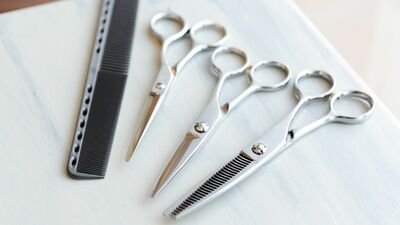 「天国で母を美しい髪型にしてください」余命を知りながらハサミを握り続けた美容師さんへ