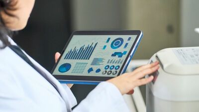 医師含めて<優秀な助手>程度に考えているかもしれない医療分野でのAI。でも現実は…専門家「流れに抗うことはできないし、抵抗を感じる医師自体絶滅していく」