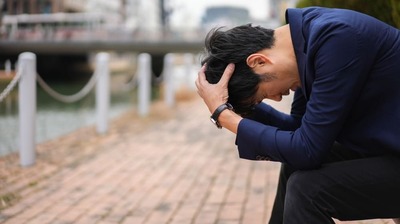 なぜキャリア選択を後悔する人が多いのか。そもそも人間の脳は職業選択に向いていない。さらに、頭の中に生まれつき大量の「バグ」も存在していて…