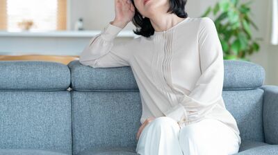 群ようこ　50代、めまいがして更年期かなと思ったら、漢方の先生から原因は夏の過ごし方のせいだと言われ