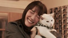 綾瀬はるかが39歳独身女子役『ひとりでしにたい』初回あらすじ。憧れの伯母が孤独死！焦って婚活を始めるも、佐野勇斗演じる同僚から「結婚すれば安心って昭和の発想」と…