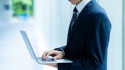齋藤孝 大きい仕事を任されて「しんどい」「引き受けるんじゃなかった」と思った時こそ、人生は大きく変えられる。リーダーシップを発揮できる人の特徴とは