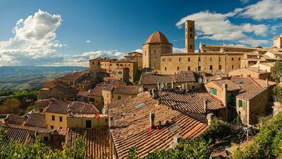娘夫婦とのイタリア旅は、ホテルに向かう車で強盗に襲われ最悪のスタートに。それでも「せっかく来たんだから」と旅を続けたら…