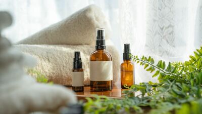 「香り」で認知症予防！？怒りっぽさなどの感情機能や記憶力、運動機能などの向上が期待できる《交感神経を優位にする》香りとは