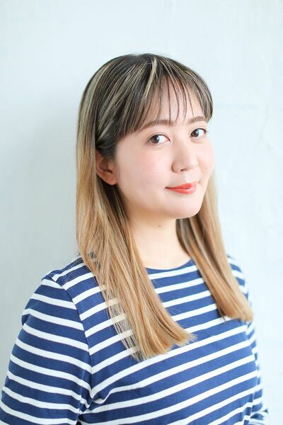 『女の国会』著者、新川帆立さん