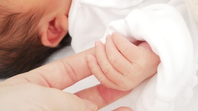 母親になると、脳にどんな影響があるのか。妊娠前後の脳スキャン比較、赤ちゃんの写真を見た時の反応…研究から分かった可能性とは