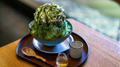 猛暑の週末、今年もリスト片手に夫と《氷活》へ。抹茶、ほうじ茶、煎茶…お茶をテーマにした静岡のかき氷イベント「茶氷」参加店を巡る旅
