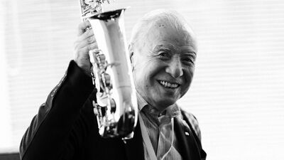 サックス奏者・渡辺貞夫92歳「29歳の時、妻と子を日本に残してアメリカ留学へ。バークリー音楽院では、合理的なジャズ理論が確立されていることに衝撃を受けて…」
