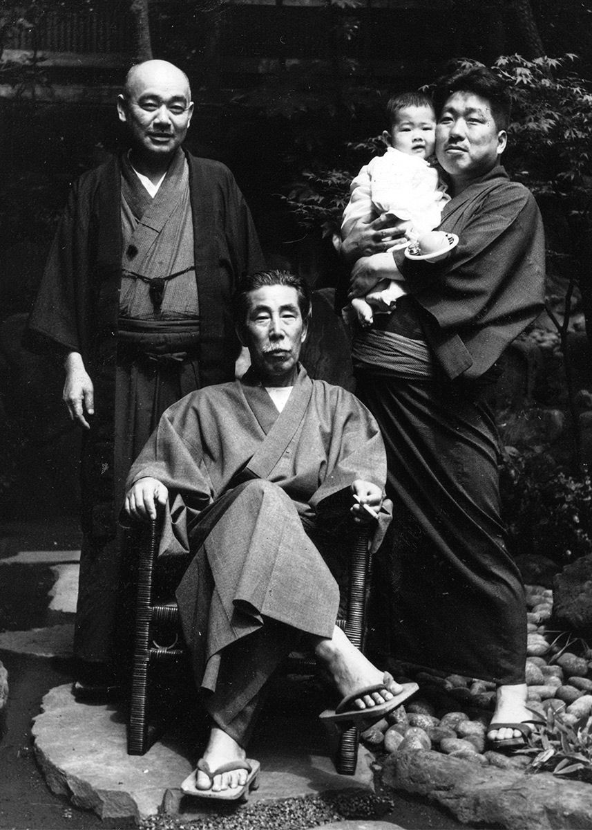 佐藤 愛子 夫