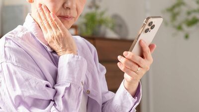 ひとり暮らしの友人のがんが再発。緩和ケア施設入居までの自宅療養期間、彼女が選んだ友人たちとLINEで繋がり交代に介護して《ご近所仲間こそ安心の源・3》